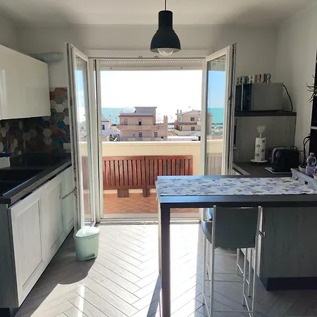 Agm - Rome Airport Fco - Mare Apartment Fiumicino